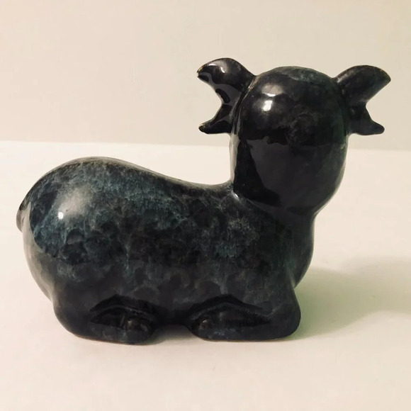 Vintage Cow Figurine  5 Inch Long Ceramic Figure Chip on Ear - Picture 3 of 15